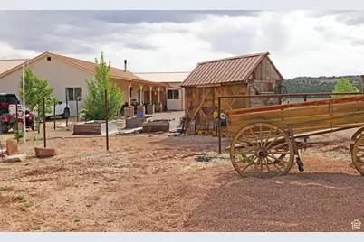 7395 N Johnson Canyon Rd, Kanab, UT 84741 - Photo 33