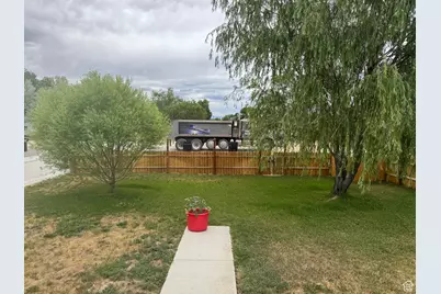 580 E Main St, Myton, UT 84052 - Photo 23