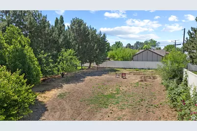 90 S 200 E, Lindon, UT 84042 - Photo 35