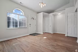 90 S 200 E, Lindon, UT 84042 - Photo 7