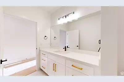 683 N Heritage St, Mapleton, UT 84664 - Photo 19