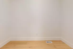 683 N Heritage St, Mapleton, UT 84664 - Photo 29