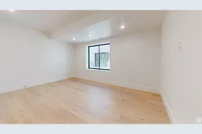 683 N Heritage St, Mapleton, UT 84664 - Photo 27