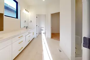 683 N Heritage St, Mapleton, UT 84664 - Photo 21