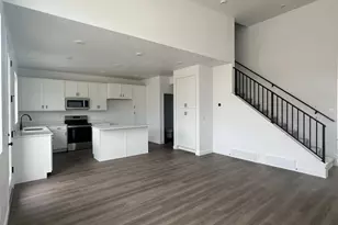 2151 W Stardew St, Eagle Mountain, UT 84005 - Photo 3