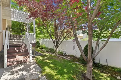 1369 E Farm Hill Dr, Murray, UT 84117 - Photo 29