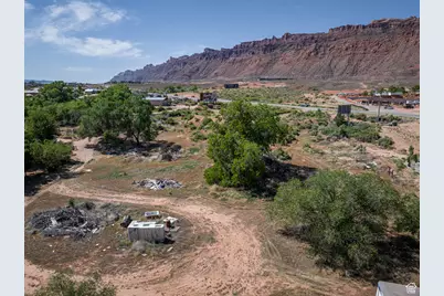 1431 Arnel Ln, Moab, UT 84532 - Photo 13