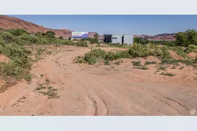 1431 Arnel Ln, Moab, UT 84532 - Photo 17