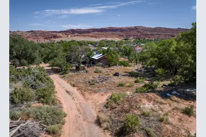 1431 Arnel Ln, Moab, UT 84532 - Photo 15