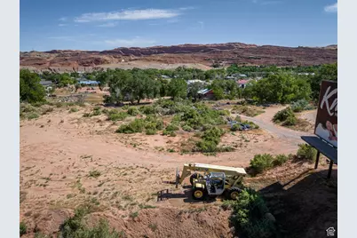 1431 Arnel Ln, Moab, UT 84532 - Photo 11