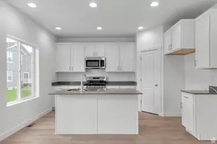 7801 W Alta Springs Ln, Magna, UT 84044 - Photo 9