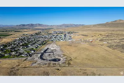 2436 W 1150 N #12, Tremonton, UT 84337 - Photo 5