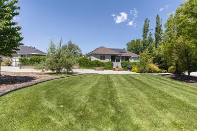 9532 S Willow Trail Way, South Jordan, UT 84095 - Photo 45