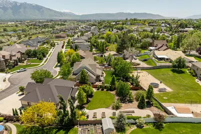 9532 S Willow Trail Way, South Jordan, UT 84095 - Photo 37