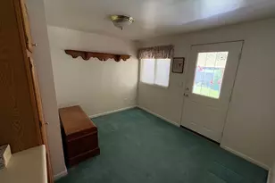 2252 E 6450 S, Cottonwood Heights, UT 84121 - Photo 13