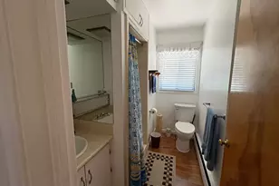 2252 E 6450 S, Cottonwood Heights, UT 84121 - Photo 11