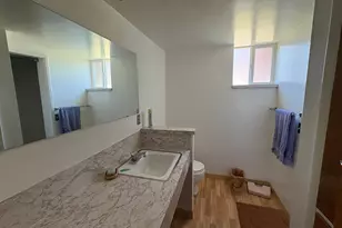 2252 E 6450 S, Cottonwood Heights, UT 84121 - Photo 17