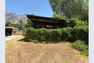 2266 E 6450 S, Cottonwood Heights, UT 84121 - Photo 15