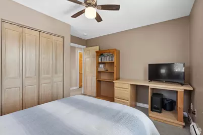 558 E Garden Ave E, South Salt Lake, UT 84106 - Photo 17