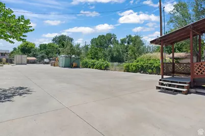 558 E Garden Ave E, South Salt Lake, UT 84106 - Photo 25