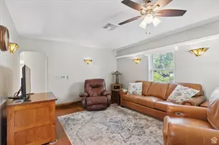 558 E Garden Ave E, South Salt Lake, UT 84106 - Photo 3