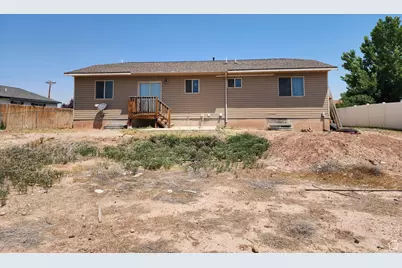 544 E 1875 S, Roosevelt, UT 84066 - Photo 3