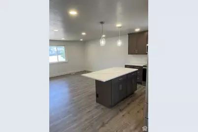 390 W 5050 S, Washington Terrace, UT 84405 - Photo 9