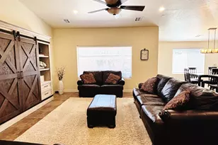 3853 Mitchell Dr, Santa Clara, UT 84765 - Photo 13