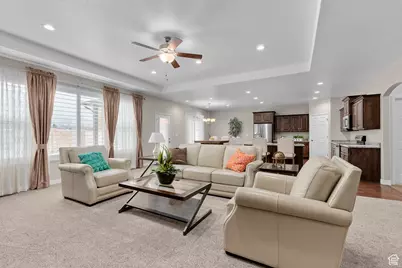 649 E 5650 S, Washington Terrace, UT 84405 - Photo 9