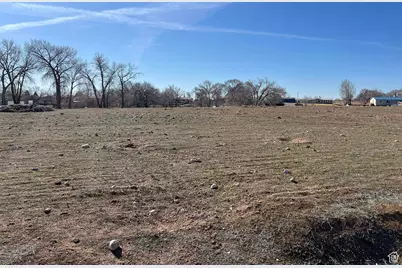 4361 S 2280 E, Vernal, UT 84078 - Photo 3