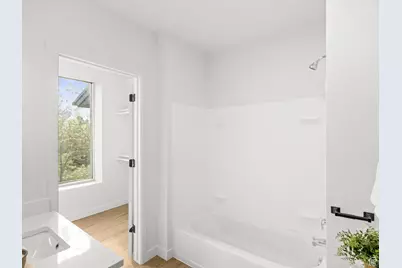 404 E 5600 S, Murray, UT 84107 - Photo 17