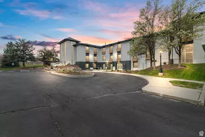 404 E 5600 S, Murray, UT 84107 - Photo 3