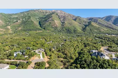 190 W Autumn Leaf Cir #2, Woodland Hills, UT 84653 - Photo 7