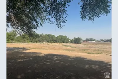 2308 E Highway 40, Naples, UT 84078 - Photo 7