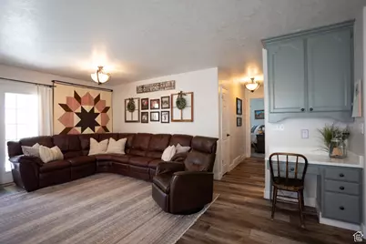 1075 E 2600 N, North Ogden, UT 84414 - Photo 11