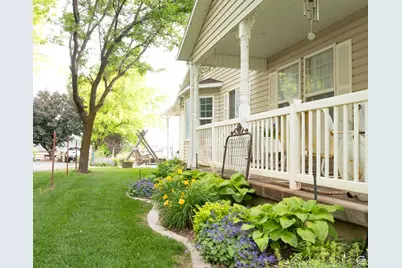 1075 E 2600 N, North Ogden, UT 84414 - Photo 27