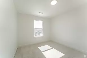 1574 W Banner Dr, Saratoga Springs, UT 84045 - Photo 13