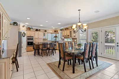 1880 Shadow Valley Dr, Ogden, UT 84403 - Photo 13