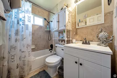 4775 S 4380 W, Kearns, UT 84118 - Photo 17