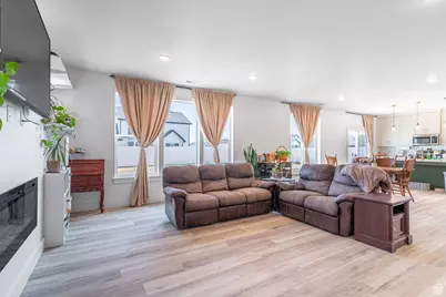 2477 W 2900 N, Farr West, UT 84404 - Photo 9