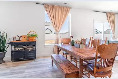 2477 W 2900 N, Farr West, UT 84404 - Photo 7