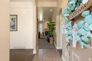 3535 W Overlook Dr, Layton, UT 84041 - Photo 3