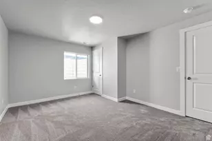 6592 W Raynolds Peak Way, West Jordan, UT 84081 - Photo 11