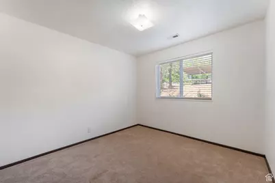 1040 E Quail Park Dr #B, Millcreek, UT 84117 - Photo 7