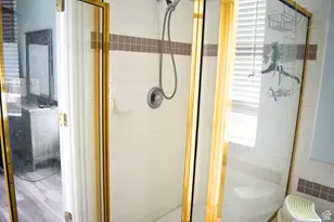 1037 W State Circle, Salt Lake City, UT 84104 - Photo 11