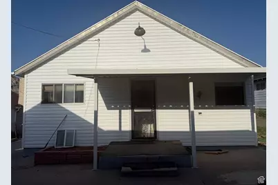 286 Duchesne St, Helper, UT 84526 - Photo 9