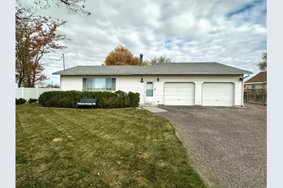 145 E Center, Lynndyl, UT 84640 - Photo 27