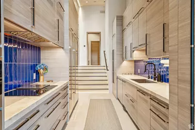 9156 N Sleeping Rock Cir, Kamas, UT 84036 - Photo 15