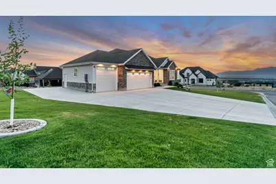 325 S Autumn Blaze Cir, Woodland Hills, UT 84653 - Photo 57