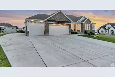 325 S Autumn Blaze Cir, Woodland Hills, UT 84653 - Photo 47